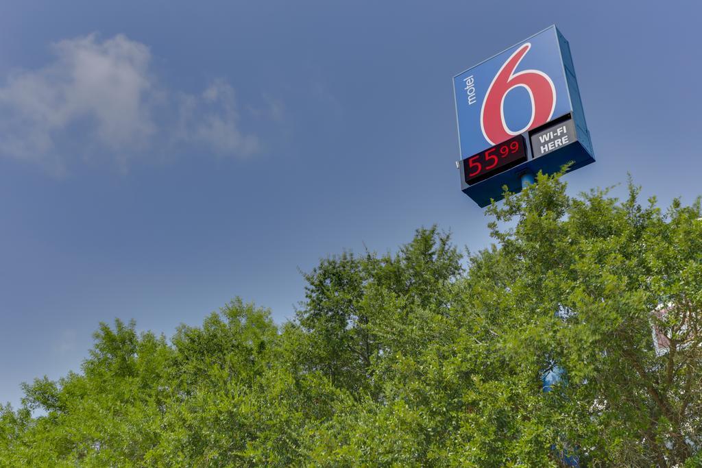 Motel 6 Houston, Tx - West Εξωτερικό φωτογραφία