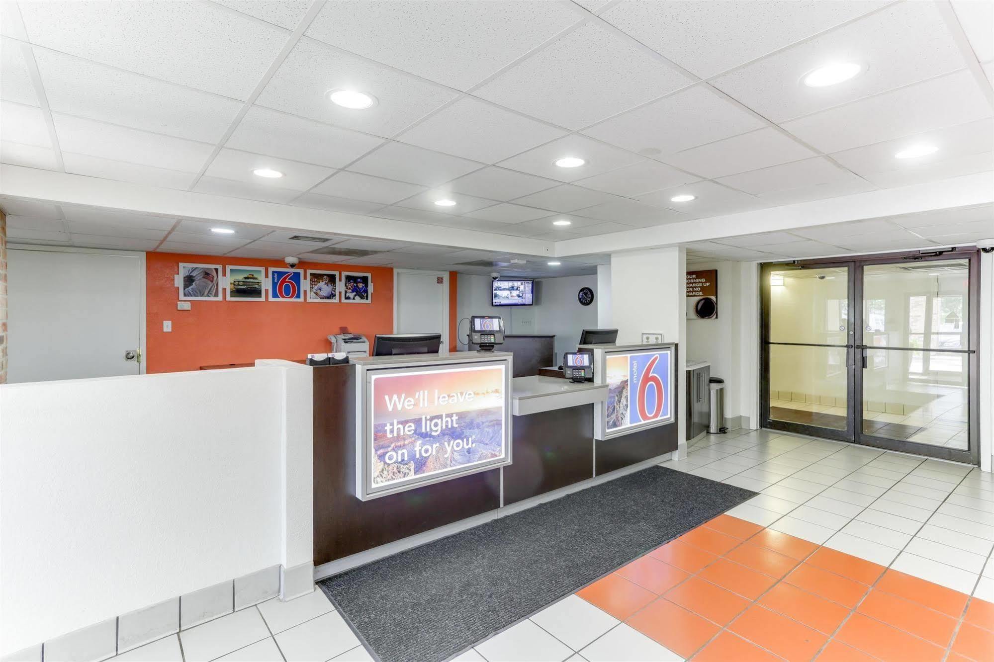 Motel 6 Houston, Tx - West Εξωτερικό φωτογραφία