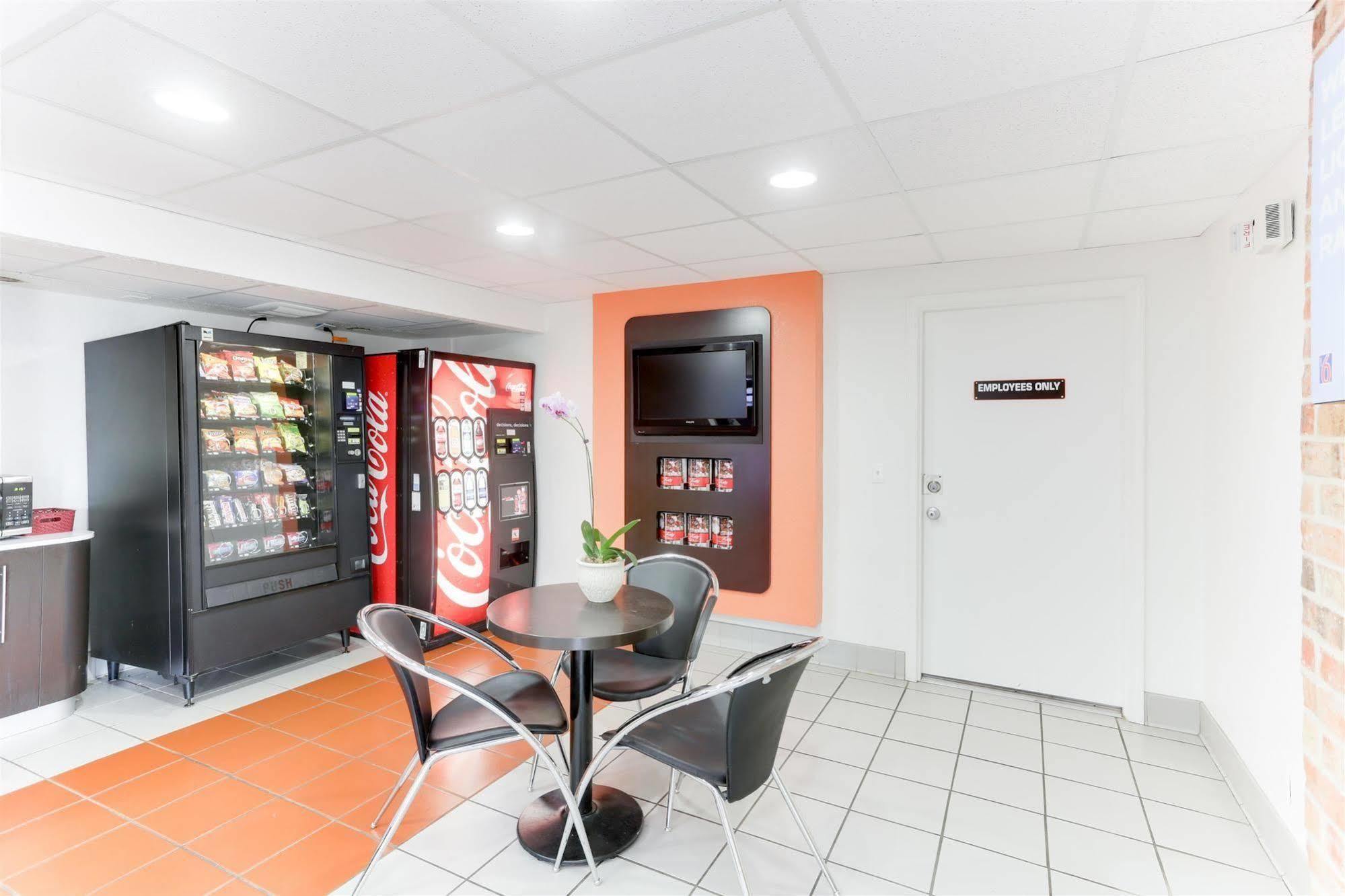 Motel 6 Houston, Tx - West Εξωτερικό φωτογραφία