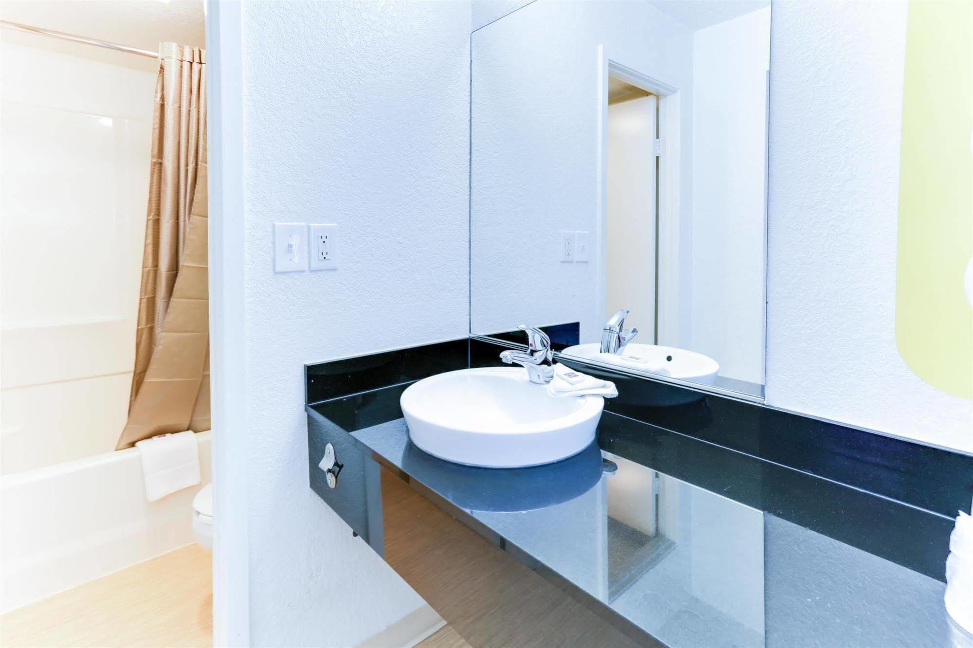 Motel 6 Houston, Tx - West Εξωτερικό φωτογραφία
